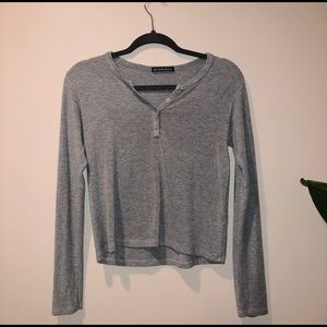 BRANDY MELVILLE GREY LONG SLEEVE